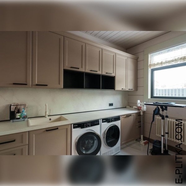 Изготавливаем шкафы для постирочных в Киеве под заказ нестандартных размеров и по индивидуальному дизайн-проекту. Современная мебель для домашней прачечной в большой дом со стиральной и сушильной  машиной. ЗВОНИТЕ ☎️ (063) 641 35 65 ✔️ Лучшее качество и ц