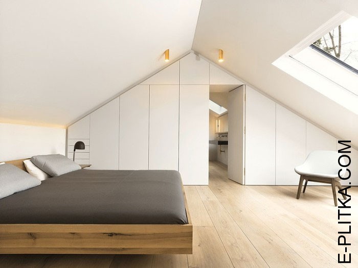 Мансардна шафа «Ітака»