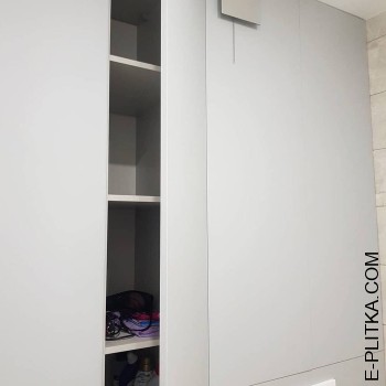 Шафа для ванної з вбудованою інсталляцією