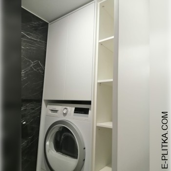 Шафа з пральною машиною у ванну