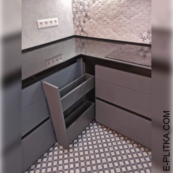 Серая с белым кухня AGT супермат со встроенными шкафами