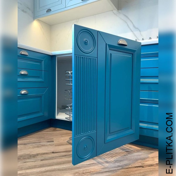 Классическая кухня для большой семьи!