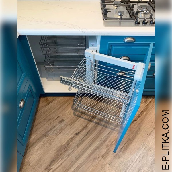 Классическая кухня для большой семьи!