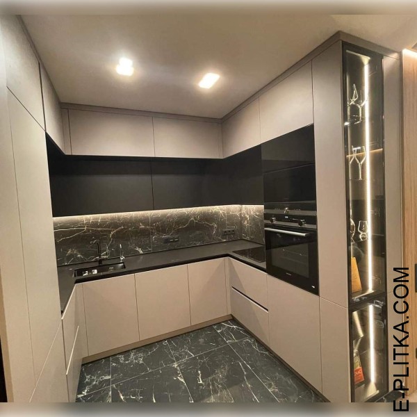 Стильна кухня в кольорі капучіно та сірий-графіт