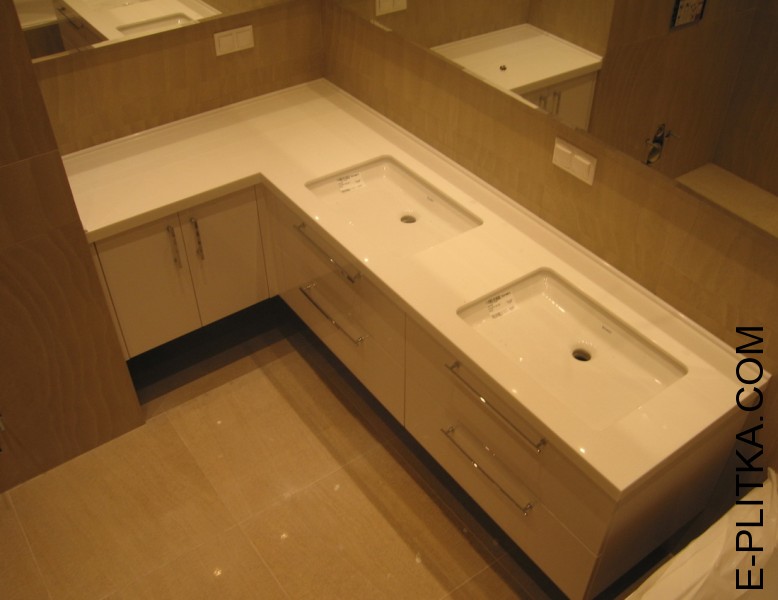 Кутові набори меблів для ванної кімнати