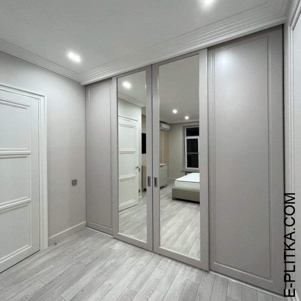 Изготавливаем гардеробные шкафы в Киеве под заказ любых размеров и по индивидуальному дизайн-проекту. Встроенная модель гардеробного шкафа с раздвижными дверями-купе в комбинации МДФ и зеркала. ЗВОНИТЕ ☎️ +38(073) 576 63 03 ✔️ Выбирайте наше качество и кр