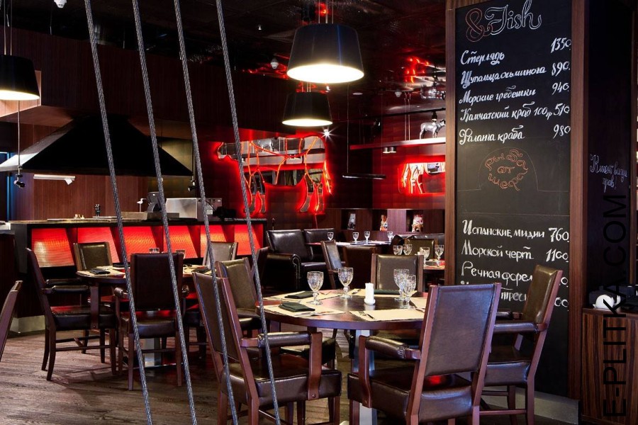 Стільці для ресторану, кафе, бару