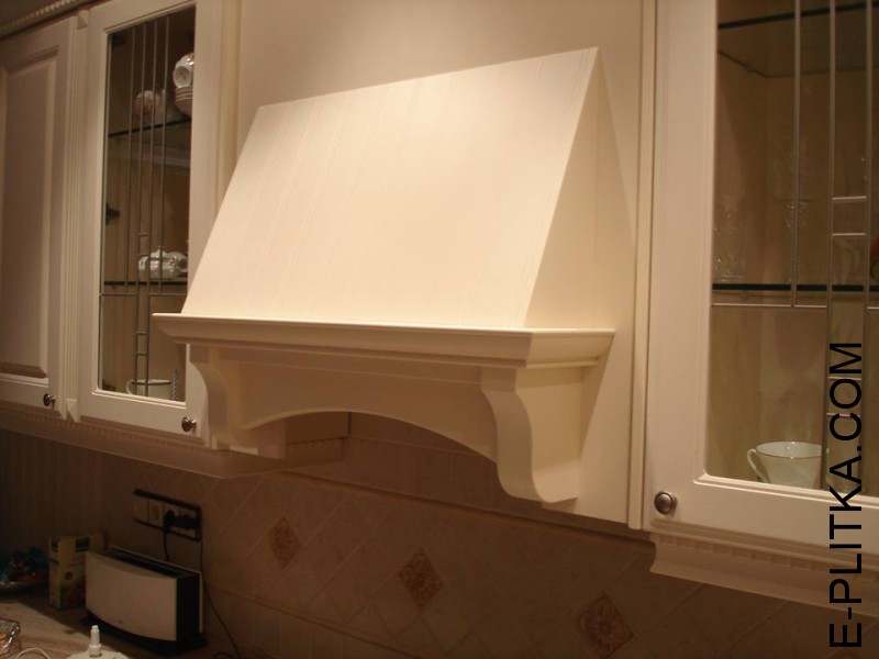 Кухня-вітальня у класичному стилі