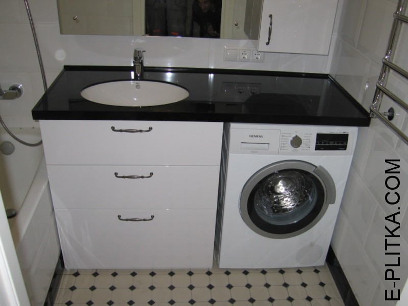 Шафа зі стільницею для ванної кімнати