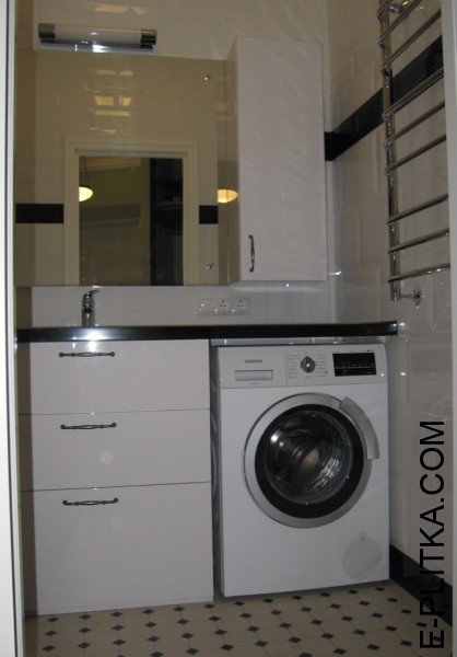 Шафа зі стільницею для ванної кімнати