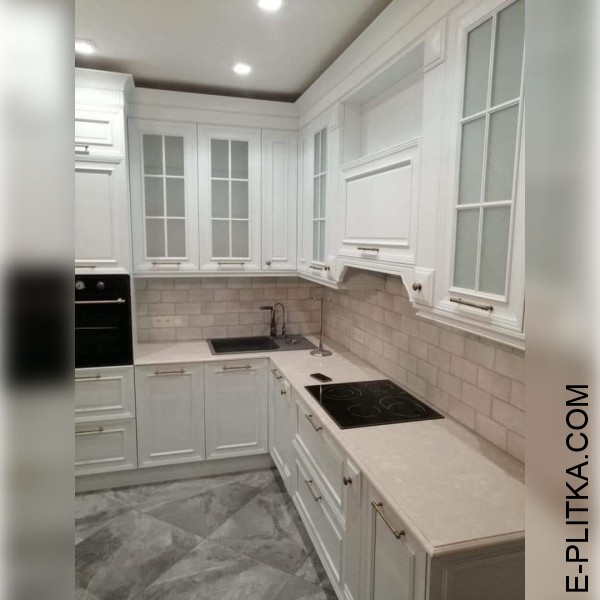 Світла кухня класика в сучасному інтер`єрі