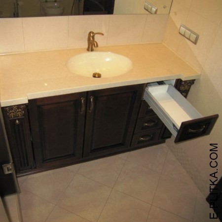 Индивидуальная классическая мебель для ванной под заказ