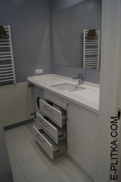 Стільниця та меблі для ванної на замовлення