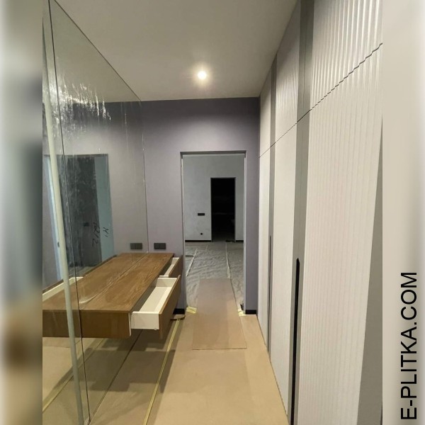 Изготавливаем шкафы в Киеве под заказ любых размеров и по индивидуальному дизайн-проекту. Современная прихожая с распашным шкафом в большим количеством дверей из рифленого МДФ. ЗВОНИТЕ ☎️ (063) 641 35 65 ✔️ Выбирайте наше качество и красивый стиль!