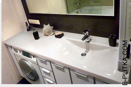 Литая раковина со столешницей для ванной