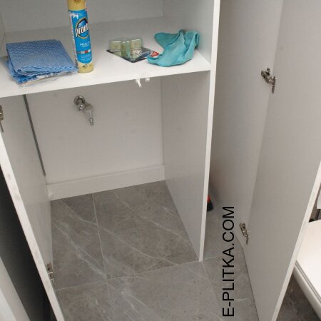 Пенал напольный для ванны