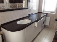 Стільниця у ванну під раковину та пральну машину