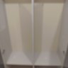 Белоснежные распашные шкафы из МДФ под эмалью