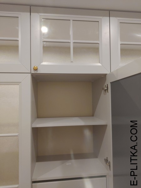 Білосніжні розпашні шафи з МДФ під емаллю