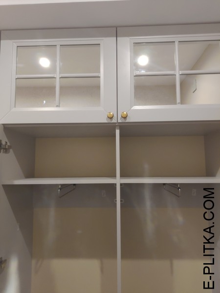 Білосніжні розпашні шафи з МДФ під емаллю
