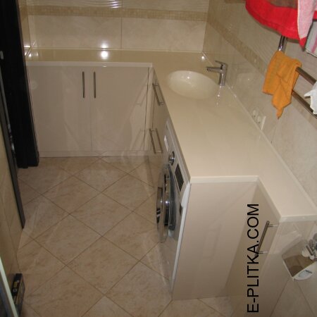 Встроенная угловая мебель для ванной