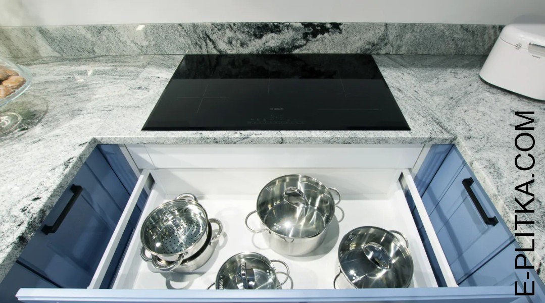 Наполнение кухни под заказ, удобные выдвижные ящики