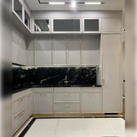 Красива кухня в дорогому виконанні