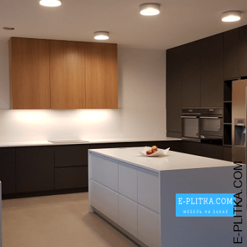 Матова кухня «Marrone» з білим островом