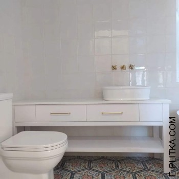 Меблі для ванної кімнати з накладною фаянсовою раковиною