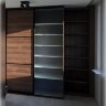 Шафа в спальню з купейними дверима деревного кольору