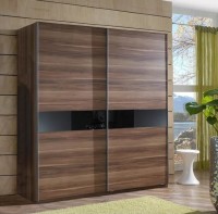 Шафа з розсувною системою дверей-купе, у кольорі дерево із чорним склом