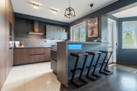 Кутова кухня «Eleganza» з барною стійкою