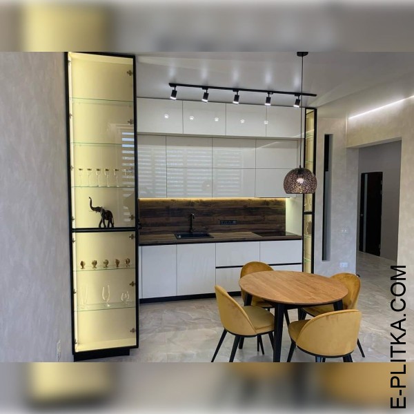 Изготавливаем кухни в Киеве под заказ любых размеров и по индивидуальному дизайн-проекту. Белая угловая  мебель в кухню с глянцевым акриловым покрытием и столешницей с имитацией дерева.. ЗВОНИТЕ ☎️ (063) 641 35 65 ✔️ Лучшее качество!