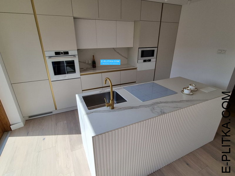 Крута кухня «Glow» з кухонним острівцем