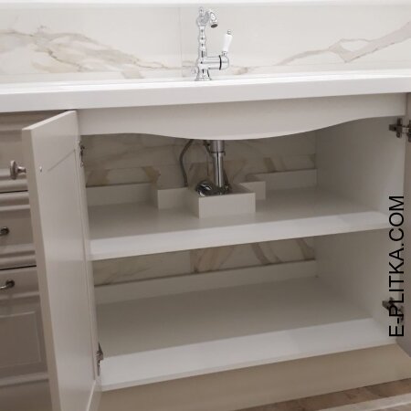 Мебель для ванной с двумя раковинами по индивидуальному проекту