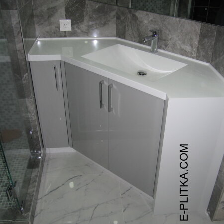 Заказать угловую мебель для ванной комнаты