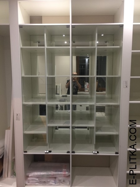 Просторная и вместительная гардеробная комната 2