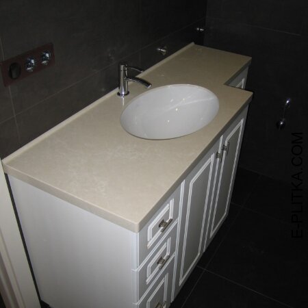 Мебель для ванной с накладной раковиной на 130 см