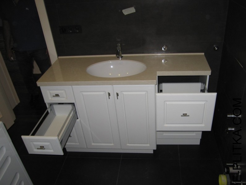 Мебель для ванной с накладной раковиной на 130 см