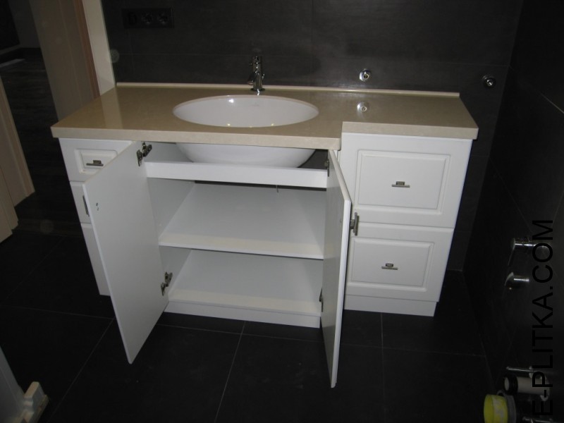 Мебель для ванной с накладной раковиной на 130 см