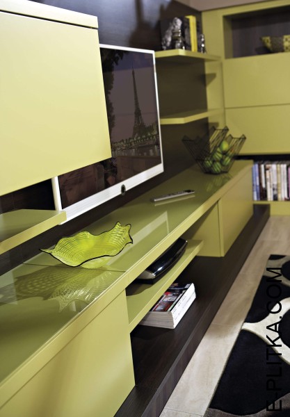 Гостиная в дом с лестницей «Лиана»