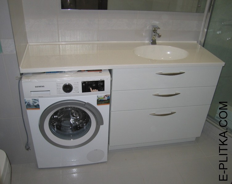 Меблі для ванної кімнати з накладною раковиною на 135 см