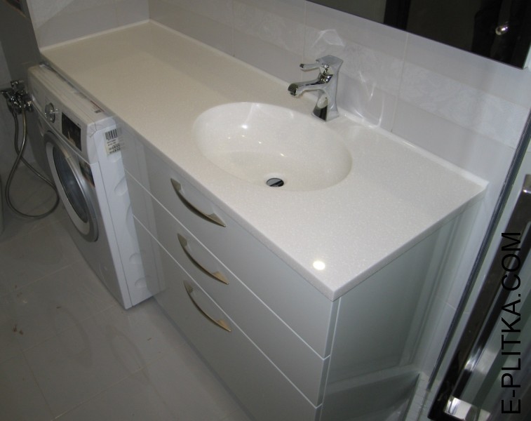 Меблі для ванної кімнати з накладною раковиною на 135 см