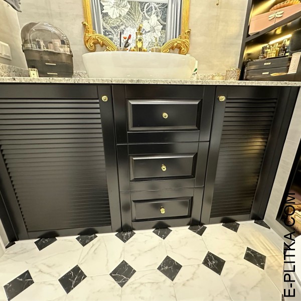 Комплект меблів для ванної кімнати на замовлення