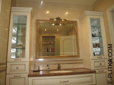 Зеркало для ванной со светильником