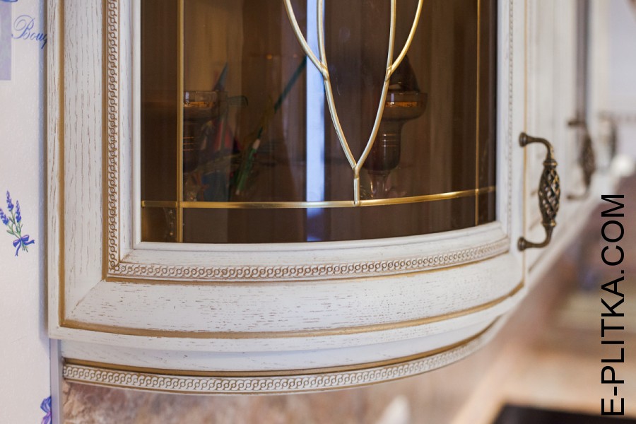 Кухня Классическая в белых тонах