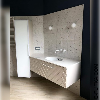 Комплект мебели для ванной комнаты с пеналом