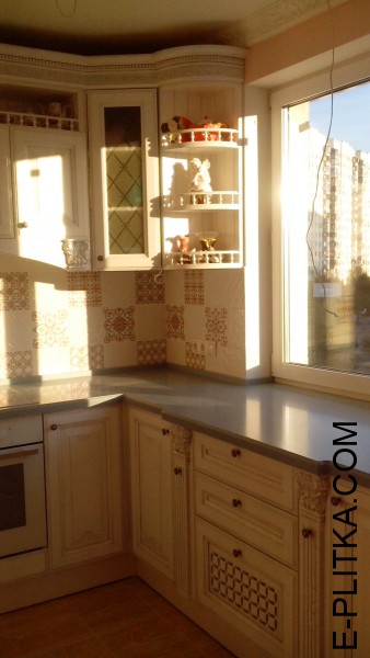 Классическая белая