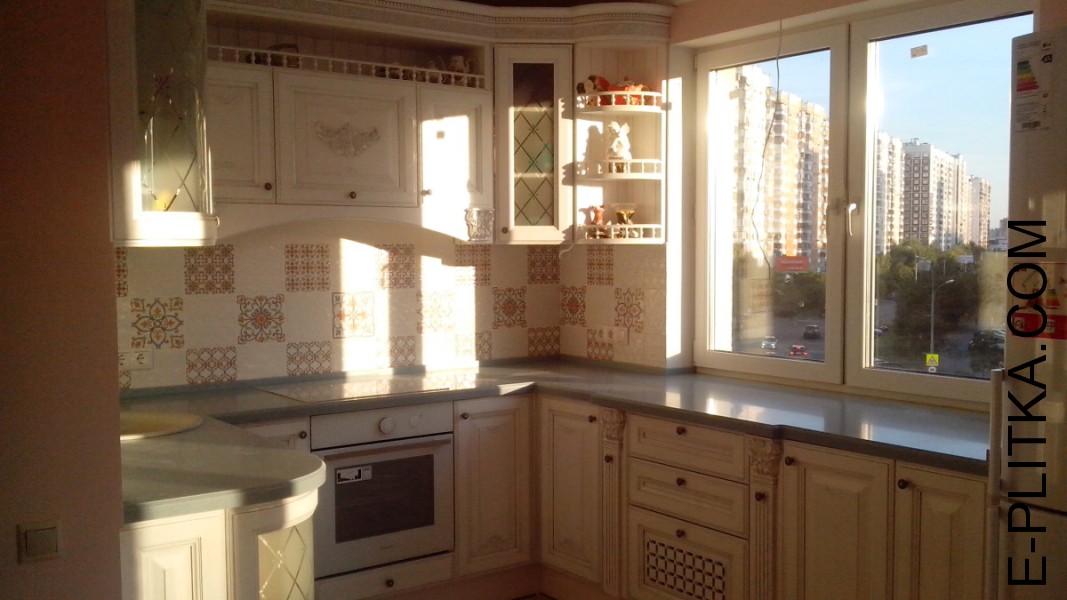 Классическая белая