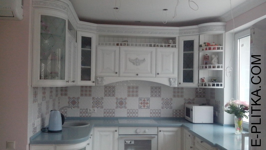 Классическая белая